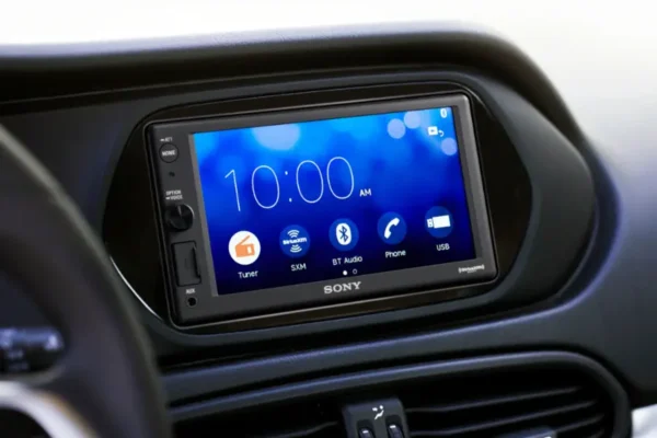 Sony - 6.2" - Apple CarPlay - Built-in Bluetooth - In-Dash Digital Media Receiver - Black - Image 3